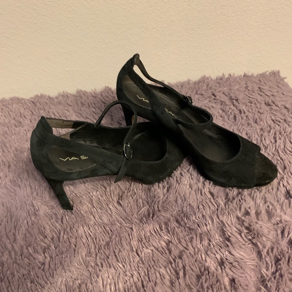 VIA SPIGA Black Pumps, Size 7 - Picture 3 of 4